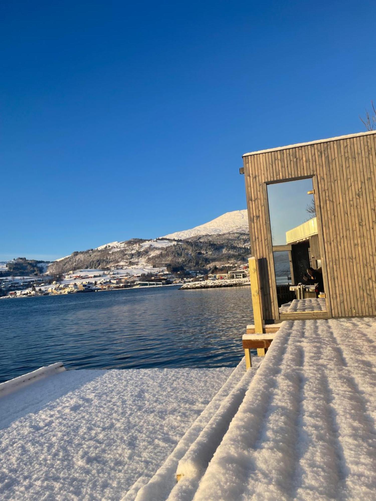 Panoramaresort In Hardangerfjorden Leilighet I Sjokanten Ved Hardangerfjorden For 7 Personer Boat , Sauna,Kajak, Sup For Rent Øystese Buitenkant foto